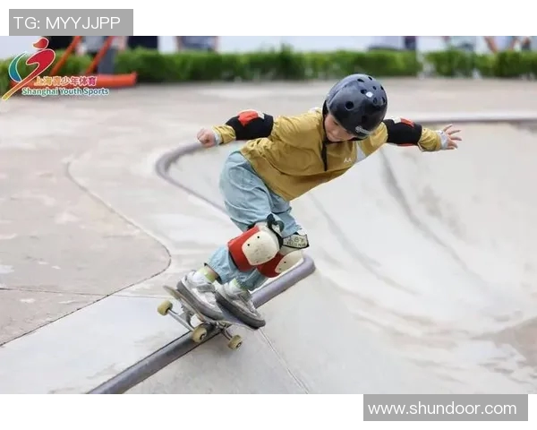 上海滑板队在世界街舞大赛中的速度表现令人瞩目展现出非凡实力与激情