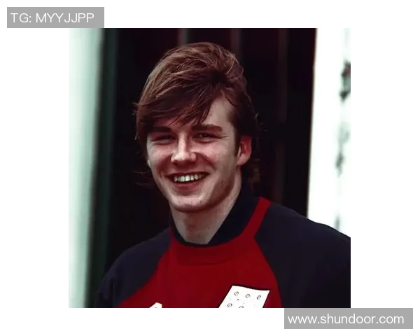 小孩心中的足球偶像那些曾经在绿茵场上闪耀的明星们